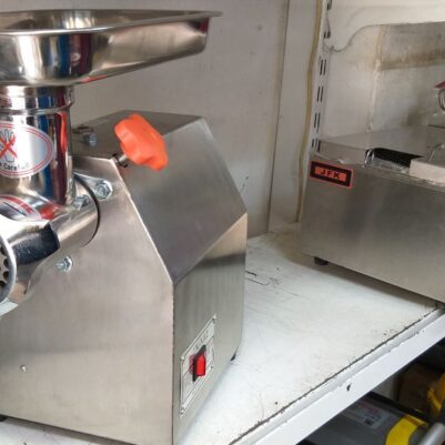 Meat Mincer Tkm12 150kg/Hr 400w