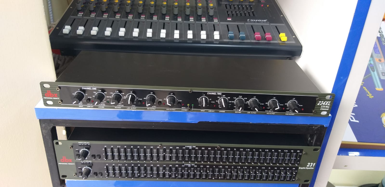 DBX 234XL Graphic Equalizer - Image 3