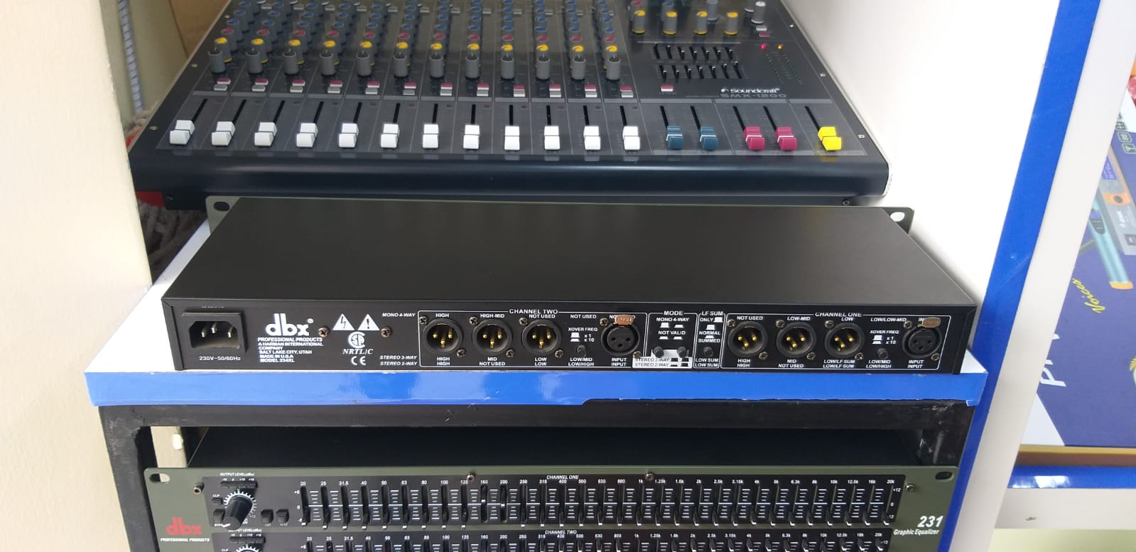 DBX 234XL Graphic Equalizer - Image 2