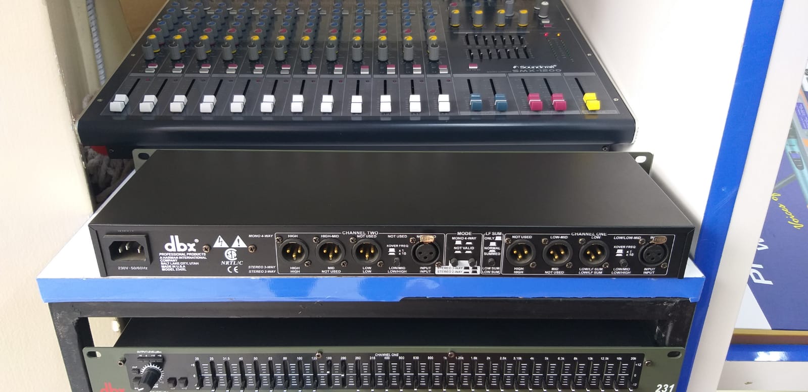 DBX 234XL Graphic Equalizer - Image 4