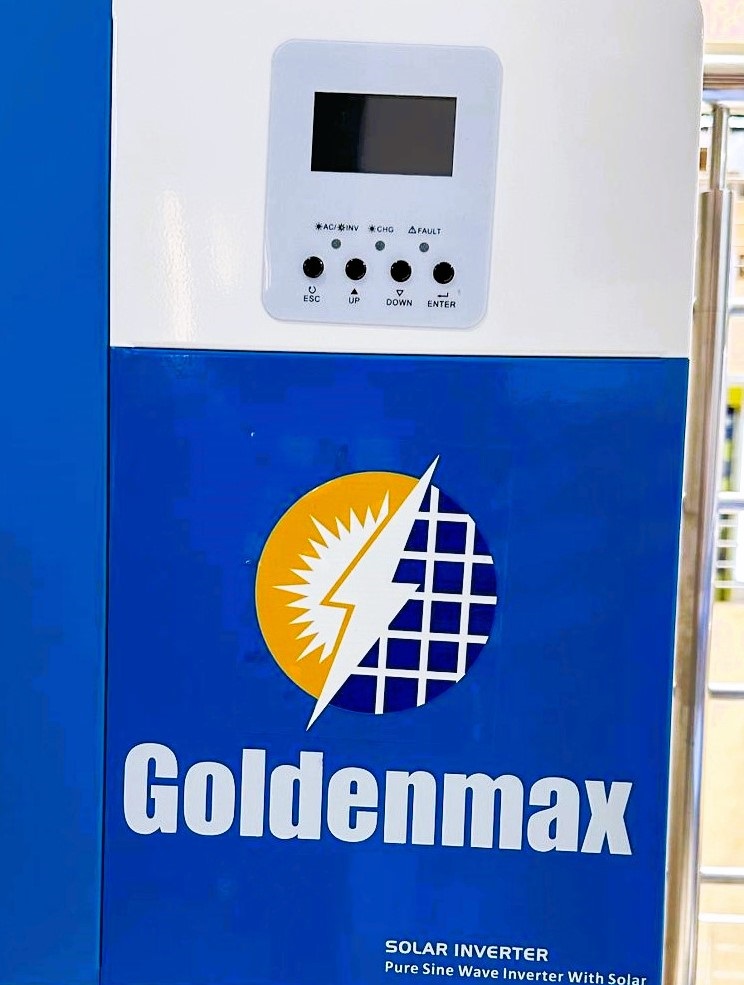 Goldenmax hybrid inverter 3kva 24v Goldenmax hybrid inverter 3kva 24v