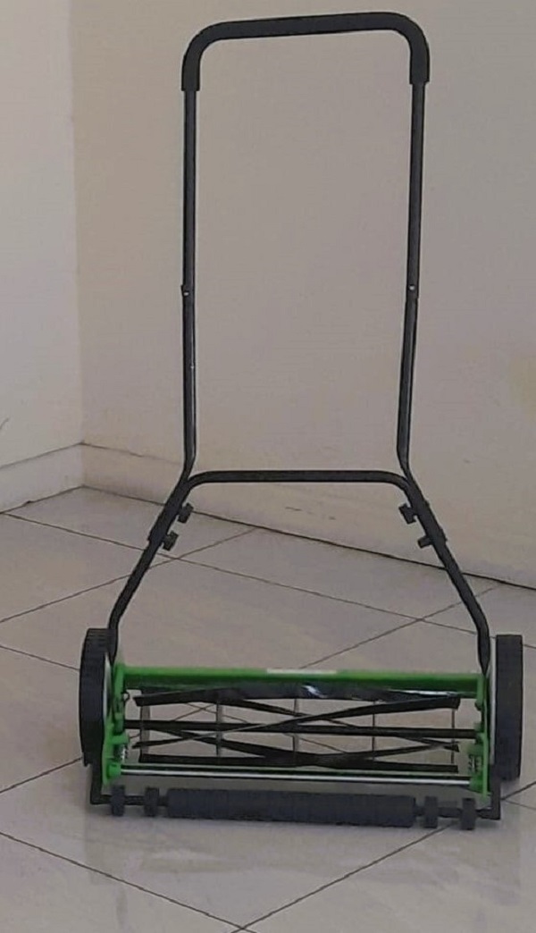 AICO Japan manual lawn mower 16 inches AICO Japan manual lawn mower 16 inches