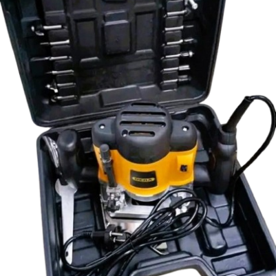 1000 watts Dera router 1000 watts Dera router
